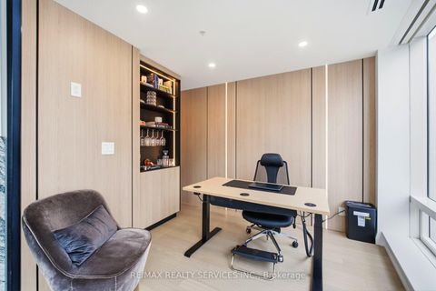 Photo 23 at 2209 - 180 University Avenue, Bay Street Corridor, Toronto