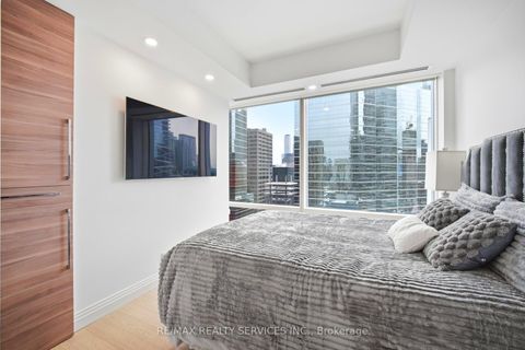 Photo 35 at 2209 - 180 University Avenue, Bay Street Corridor, Toronto