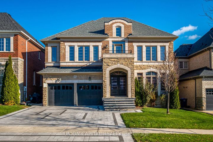 Photo 1 at 67 Royal West Drive, Credit Valley, Brampton