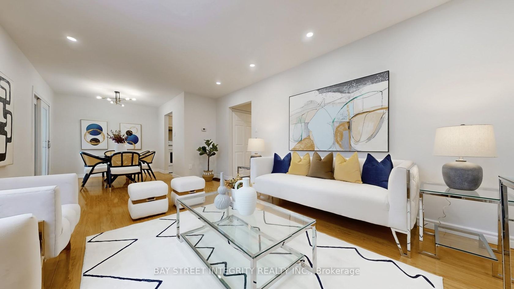 493 Sandford Street, Central Newmarket, Newmarket photo number 2