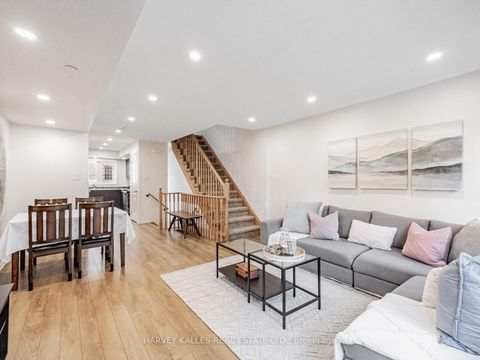 Photo 6 at 38 Glenstal Path, Windfields, Oshawa