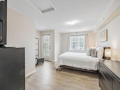 Photo 14 at 38 Glenstal Path, Windfields, Oshawa