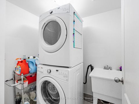 Photo 23 at 38 Glenstal Path, Windfields, Oshawa