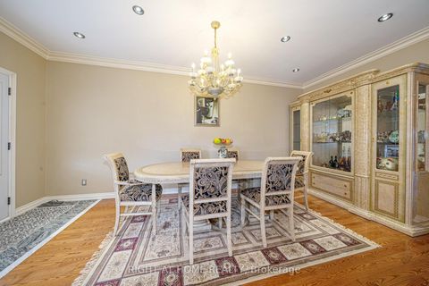 Photo 17 at 47 Davos Road, Vellore Village, Vaughan