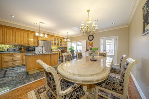 Photo 19 at 47 Davos Road, Vellore Village, Vaughan