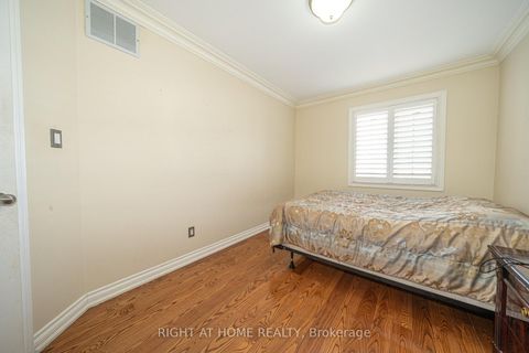 Photo 28 at 47 Davos Road, Vellore Village, Vaughan