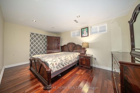 Photo 35 at 47 Davos Road, Vellore Village, Vaughan