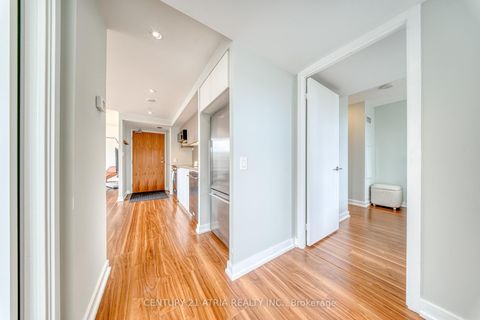 Photo 25 at 812 - 85 Queens Wharf Road, Waterfront Communities C1, Toronto