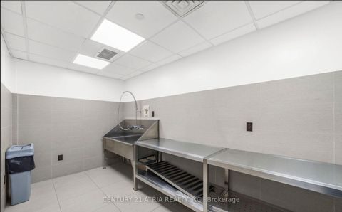 Photo 49 at 812 - 85 Queens Wharf Road, Waterfront Communities C1, Toronto