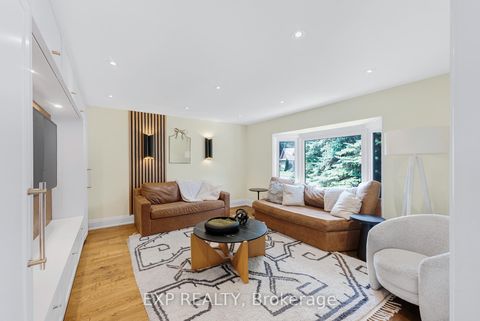 Photo 5 at 17 Chamberlain Court, Nobleton, King