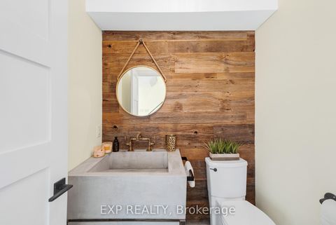 Photo 14 at 17 Chamberlain Court, Nobleton, King