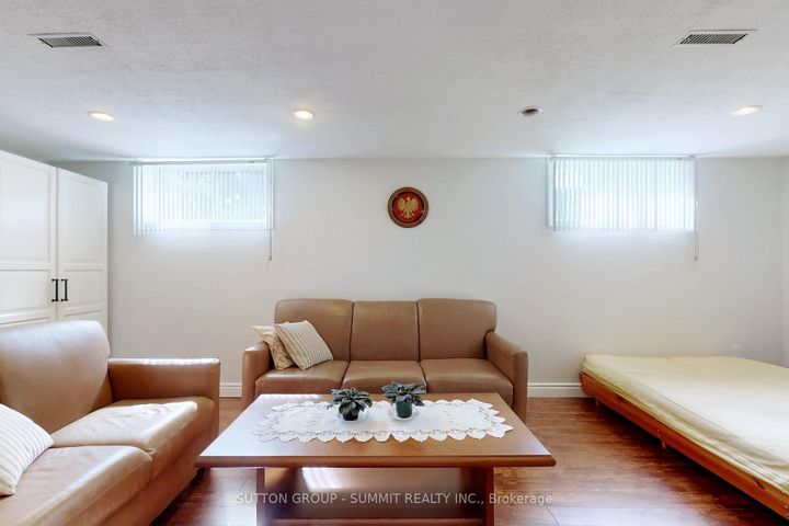 Photo 29 at 3466 Cedar Creek Drive, Applewood, Mississauga