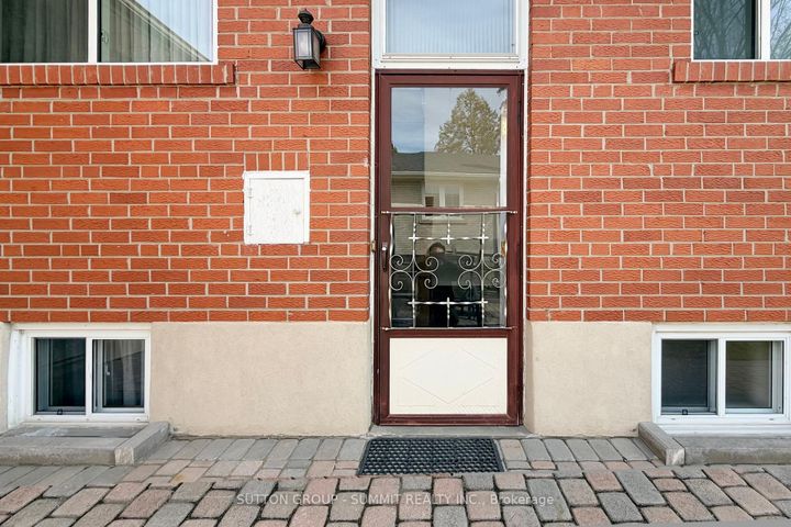 Photo 48 at 3466 Cedar Creek Drive, Applewood, Mississauga