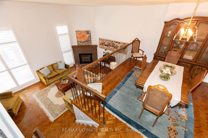 Photo 7 at 7 Sylvan Valleyway, Lawrence Park North, Toronto