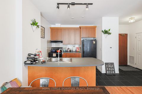 Photo 11 at 804 - 980 Yonge Street, Annex, Toronto