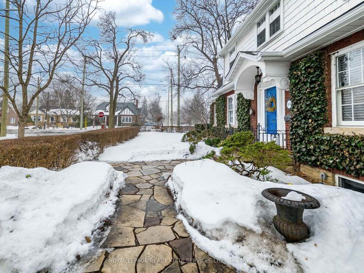 Photo 2 at 99 Elizabeth Street S, Downtown Brampton, Brampton