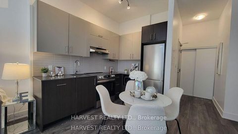 Photo 5 at 102 - 188 fairview mall Drive, Don Valley Village, Toronto