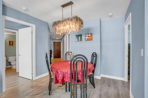 Photo 9 at 1010 - 12 Yonge Street, Waterfront Communities C1, Toronto