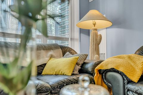 Photo 15 at 1010 - 12 Yonge Street, Waterfront Communities C1, Toronto