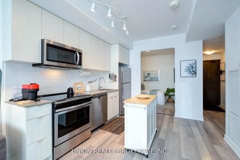 Photo 4 at 210 - 2799 Kingston Road, Cliffcrest, Toronto