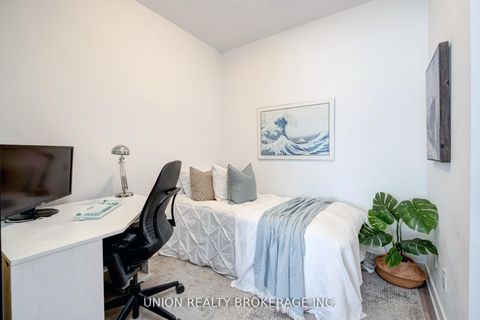 Photo 5 at 210 - 2799 Kingston Road, Cliffcrest, Toronto