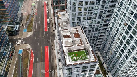 Photo 9 at 332 - 15 Richardson Street, Waterfront Communities C8, Toronto