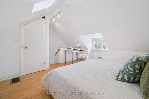 Photo 16 at 46 Alcina Avenue, Wychwood, Toronto