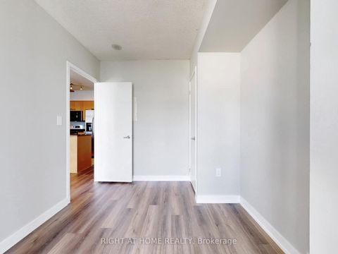 Photo 16 at 2908 - 5 Mariner Terrace, Waterfront Communities C1, Toronto