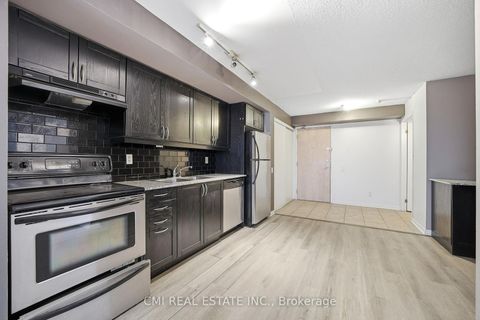 Photo 10 at 615 - 1050 The Queens Way, City Centre West, Toronto