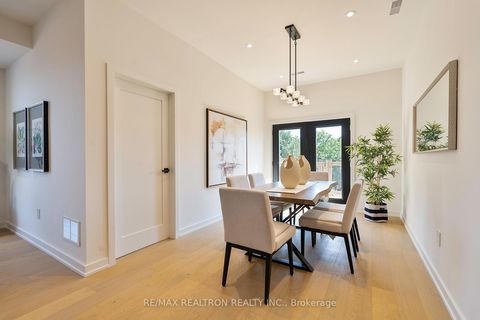 Photo 14 at 53 Alameda Avenue, Oakwood Village, Toronto