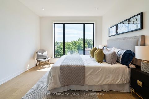 Photo 18 at 53 Alameda Avenue, Oakwood Village, Toronto