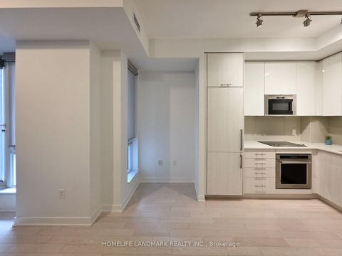 Photo 7 at 605 - 330 Richmond Street W, Waterfront Communities C1, Toronto