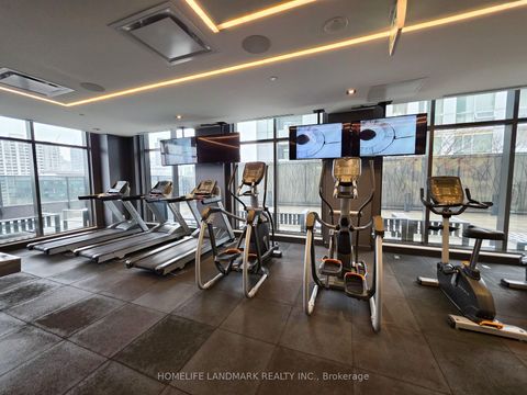 Photo 21 at 605 - 330 Richmond Street W, Waterfront Communities C1, Toronto