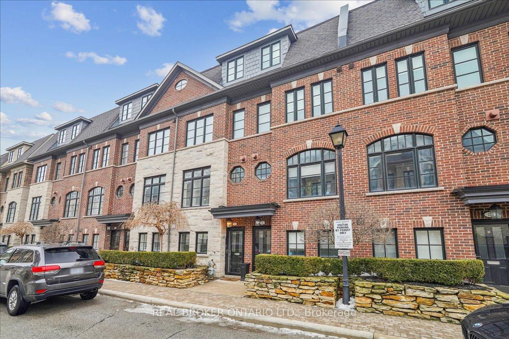 25 Ruby Lang Lane, Mimico, Toronto photo number 2