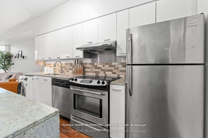 Photo 10 at 2207 - 29 Singer Court, Bayview Village, Toronto