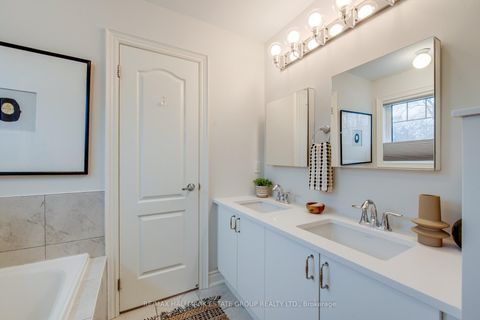 Photo 23 at 17 Culloden Court, Centennial Scarborough, Toronto