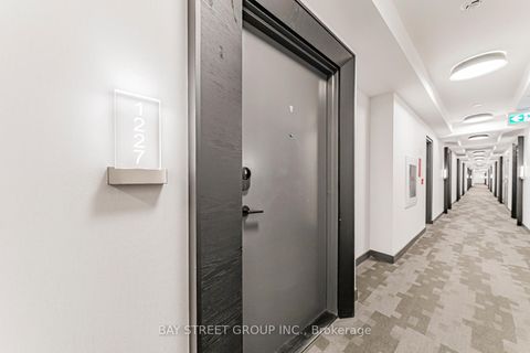 Photo 4 at 1227E - 70 Princess Street, Moss Park, Toronto