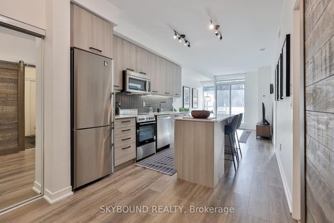 Photo 5 at 306 - 105 George Street, Moss Park, Toronto