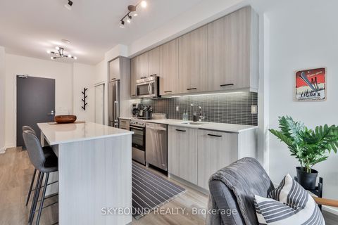 Photo 11 at 306 - 105 George Street, Moss Park, Toronto