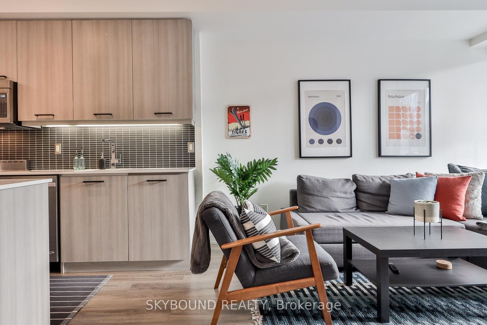 306 - 105 George Street, Moss Park, Toronto photo number 2