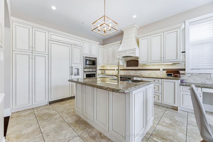 Photo 10 at 344 Stanton Avenue, Vellore Village, Vaughan