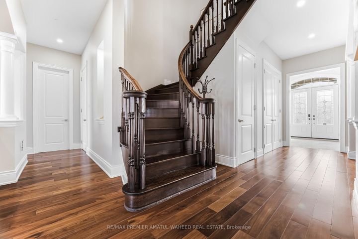 Photo 18 at 344 Stanton Avenue, Vellore Village, Vaughan