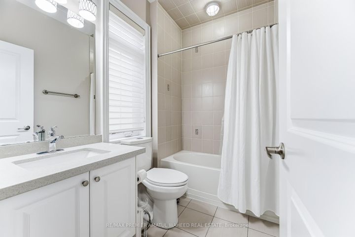 Photo 31 at 344 Stanton Avenue, Vellore Village, Vaughan