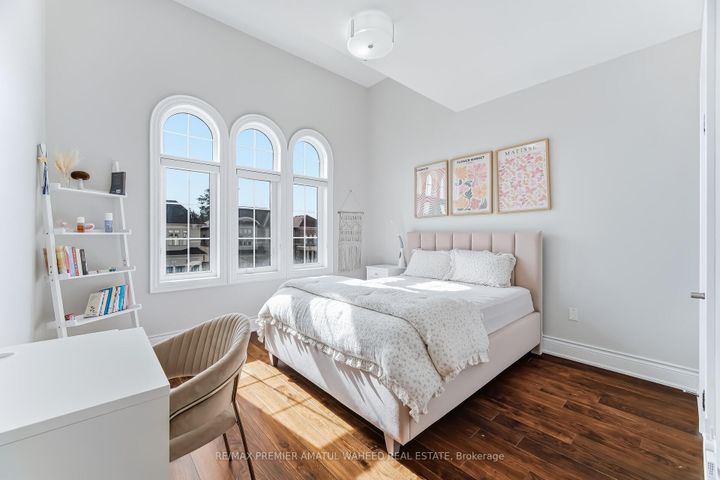 Photo 33 at 344 Stanton Avenue, Vellore Village, Vaughan