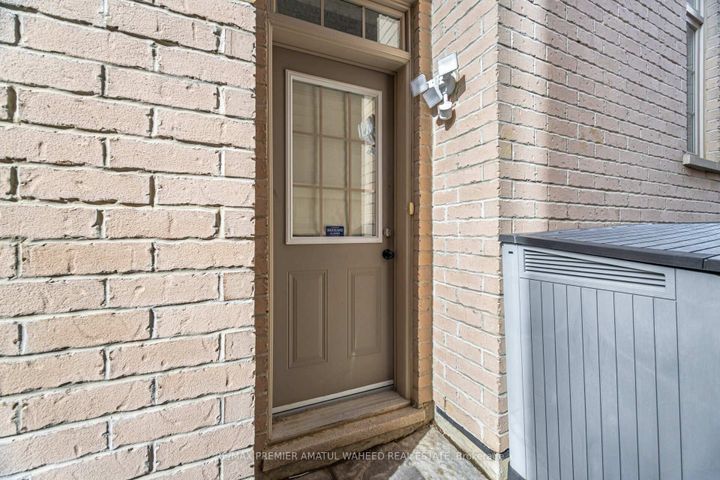 Photo 38 at 344 Stanton Avenue, Vellore Village, Vaughan