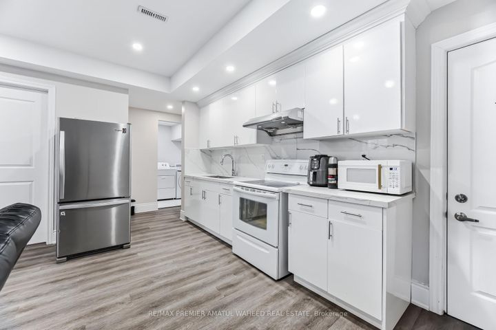 Photo 39 at 344 Stanton Avenue, Vellore Village, Vaughan