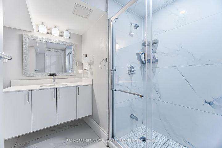 Photo 42 at 344 Stanton Avenue, Vellore Village, Vaughan