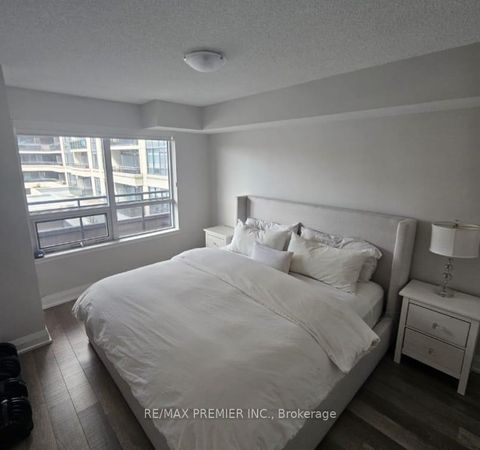 Photo 22 at 318 - 372 Highway 7, Doncrest, Richmond Hill