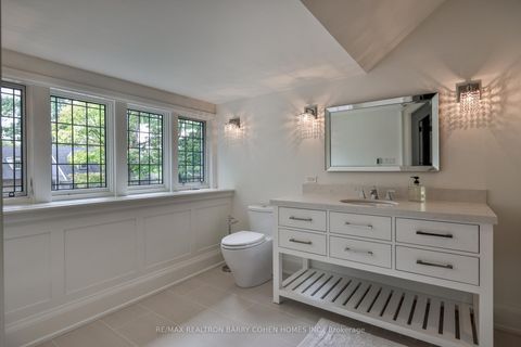 Photo 30 at 30 Whitney Avenue, Moore Park, Toronto