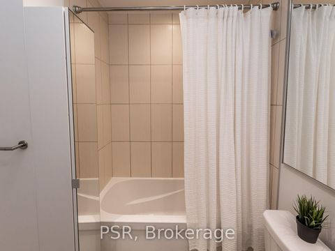 Photo 40 at 2811 - 170 Fort York Boulevard, Waterfront Communities C1, Toronto